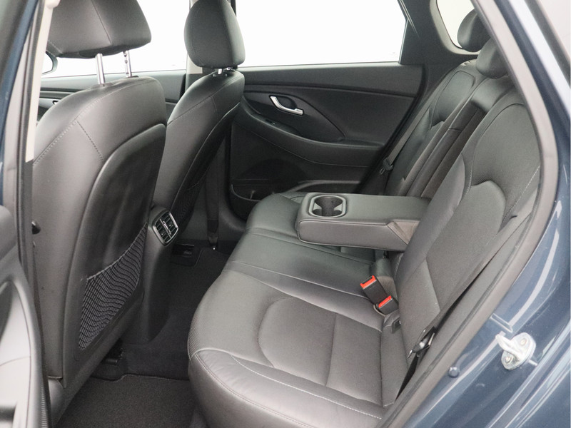 Hyundai i30 Wagon 1.5 T-GDi MHEV Premium/ lage km/ trekhaak afneembaar!