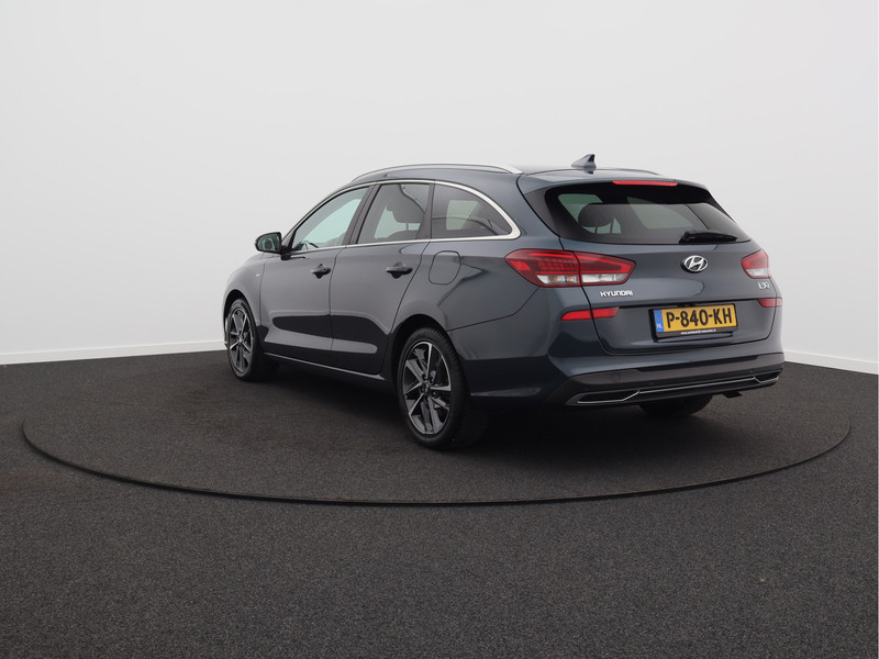 Hyundai i30 Wagon 1.5 T-GDi MHEV Premium/ lage km/ trekhaak afneembaar!