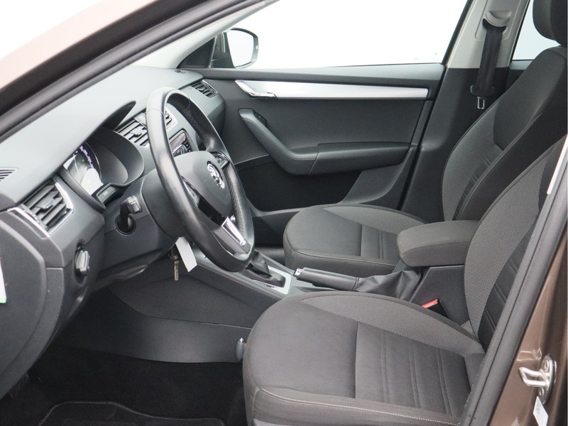 Škoda Octavia Combi 1.0 TSI Greentech Ambition Business/ automaat/ trekhaak!