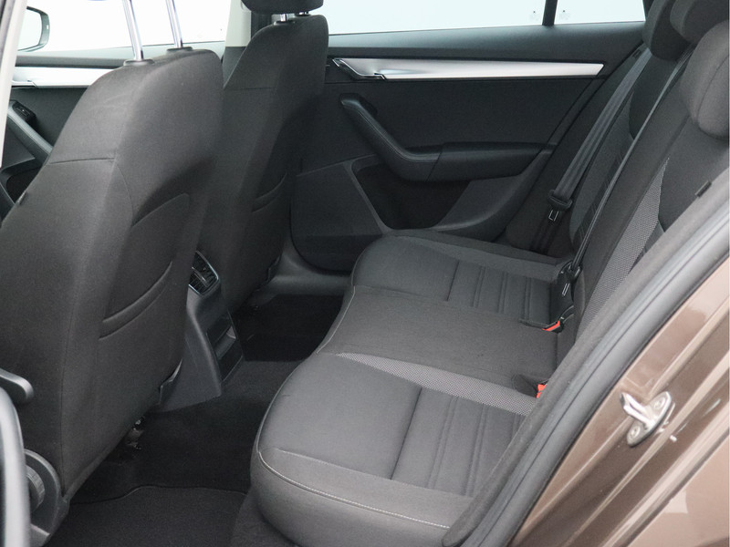 Škoda Octavia Combi 1.0 TSI Greentech Ambition Business/ automaat/ trekhaak!
