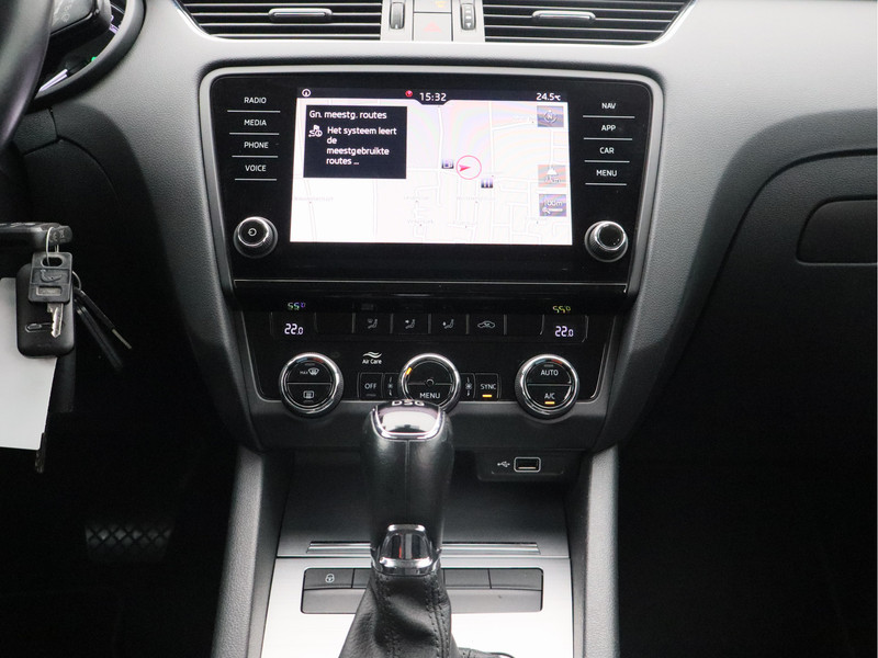 Škoda Octavia Combi 1.0 TSI Greentech Ambition Business/ automaat/ trekhaak!