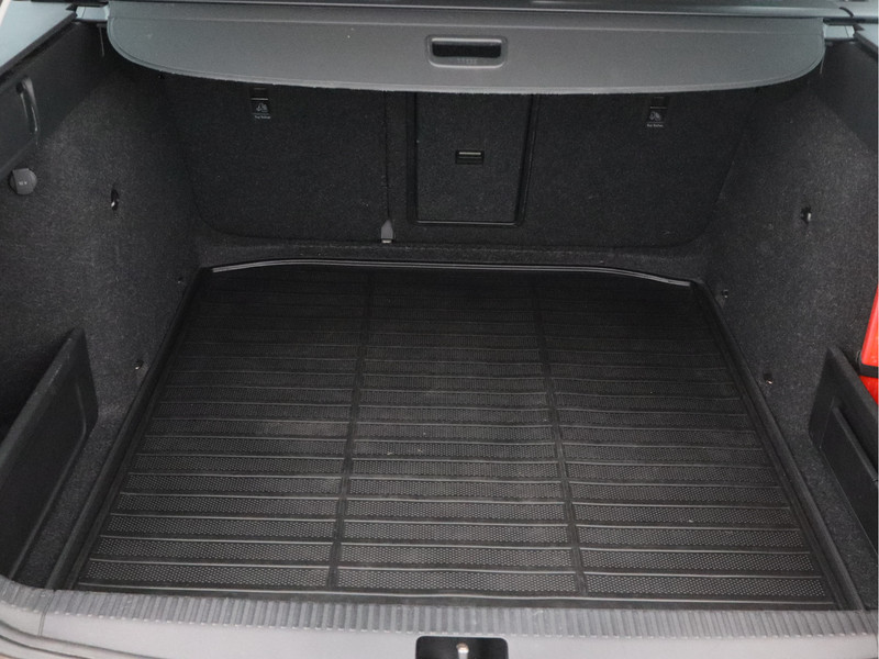 Škoda Octavia Combi 1.0 TSI Greentech Ambition Business/ automaat/ trekhaak!