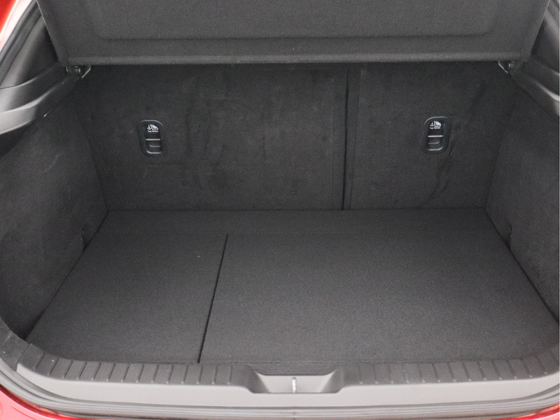 Mazda CX-30 2.0 e-SkyActiv-X M Hybrid Luxury/ lage km/ trekhaak!