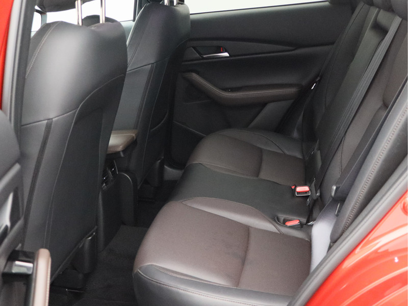 Mazda CX-30 2.0 e-SkyActiv-X M Hybrid Luxury/ lage km/ trekhaak!