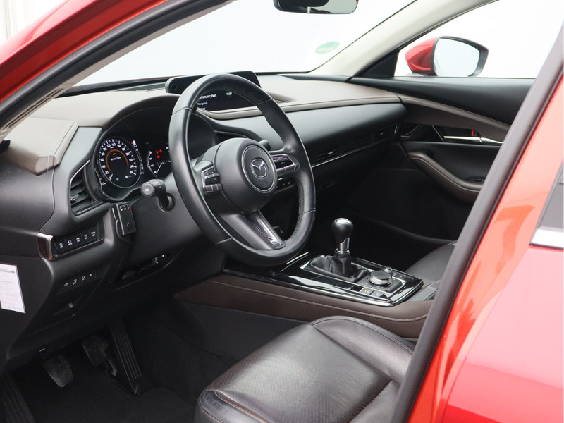 Mazda CX-30 2.0 e-SkyActiv-X M Hybrid Luxury/ lage km/ trekhaak!