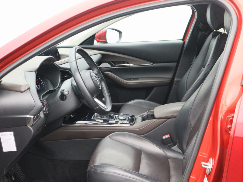 Mazda CX-30 2.0 e-SkyActiv-X M Hybrid Luxury/ lage km/ trekhaak!