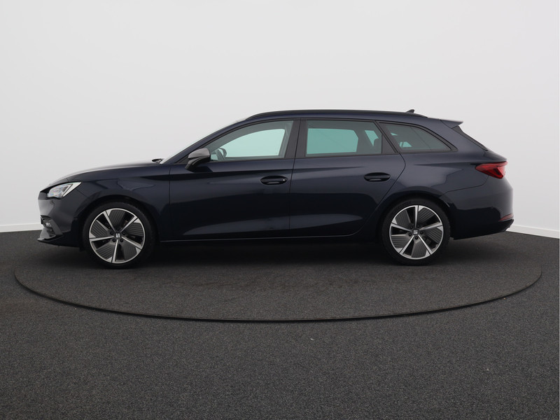 SEAT Leon Sportstourer 1.5 eTSI FR Business Intense/ compleet!