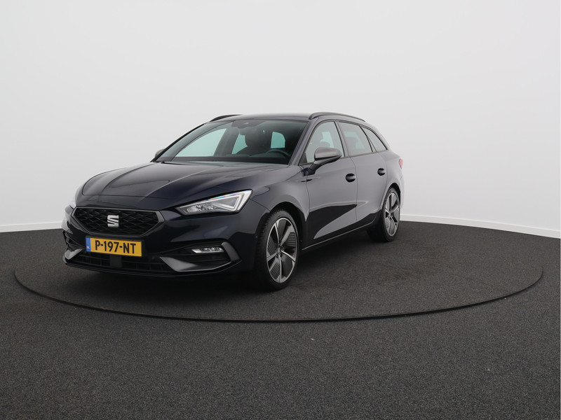 SEAT Leon Sportstourer 1.5 eTSI FR Business Intense/ compleet!