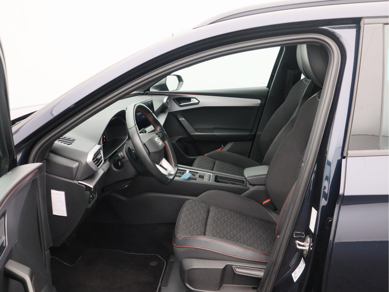 SEAT Leon Sportstourer 1.5 eTSI FR Business Intense/ compleet!