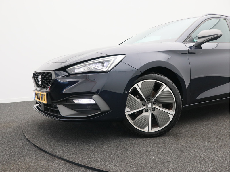 SEAT Leon Sportstourer 1.5 eTSI FR Business Intense/ compleet!