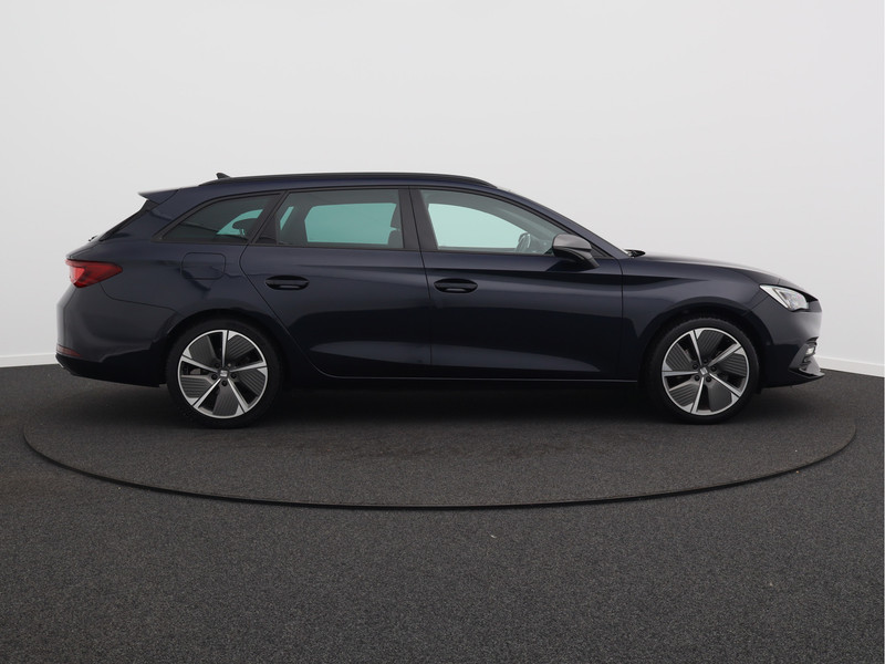 SEAT Leon Sportstourer 1.5 eTSI FR Business Intense/ compleet!