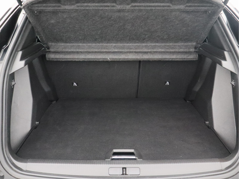 Peugeot 2008 1.2 PureTech Allure Pack/ automaat/ zeer mooi!