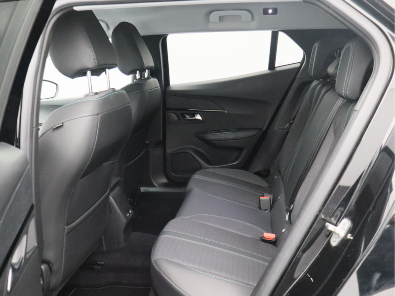 Peugeot 2008 1.2 PureTech Allure Pack/ automaat/ zeer mooi!