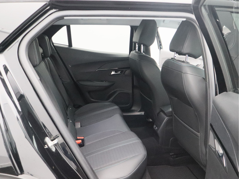 Peugeot 2008 1.2 PureTech Allure Pack/ automaat/ zeer mooi!
