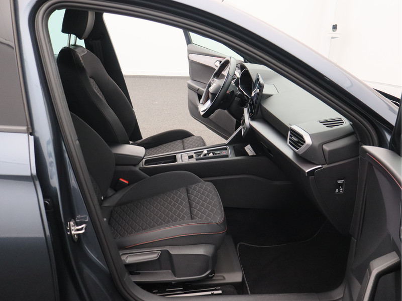 SEAT Leon Sportstourer 1.5 eTSI FR Business Intense/ mooie auto!