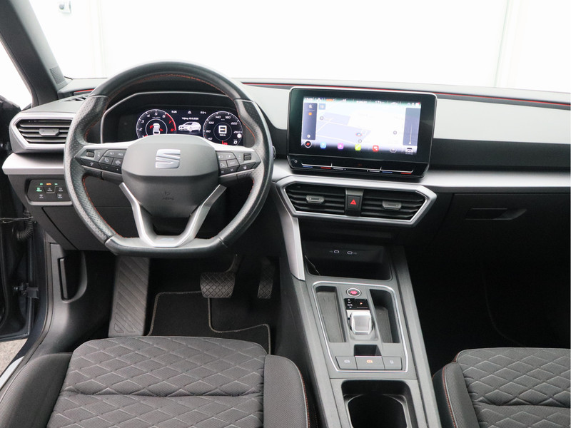 SEAT Leon Sportstourer 1.5 eTSI FR Business Intense/ mooie auto!