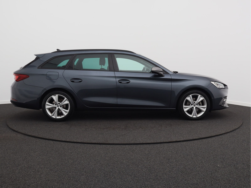 SEAT Leon Sportstourer 1.5 eTSI FR Business Intense/ mooie auto!