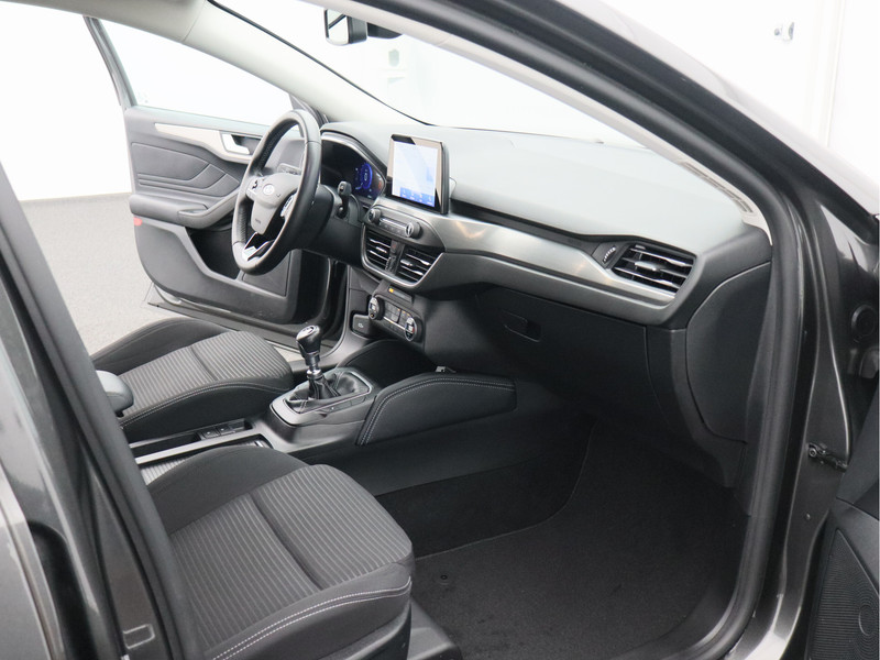 Ford Focus Wagon 1.0 EcoBoost Hybrid Titanium X Business/ zeer mooi!