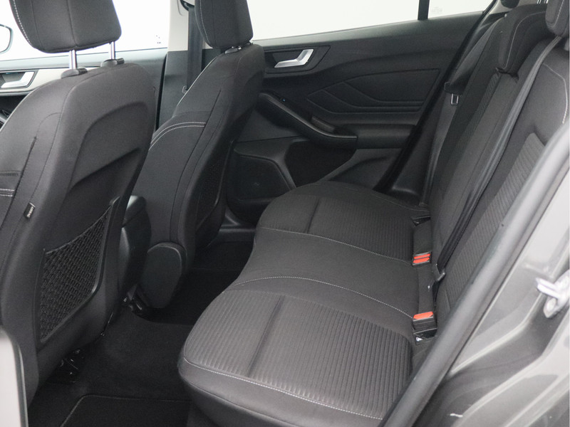 Ford Focus Wagon 1.0 EcoBoost Hybrid Titanium X Business/ zeer mooi!