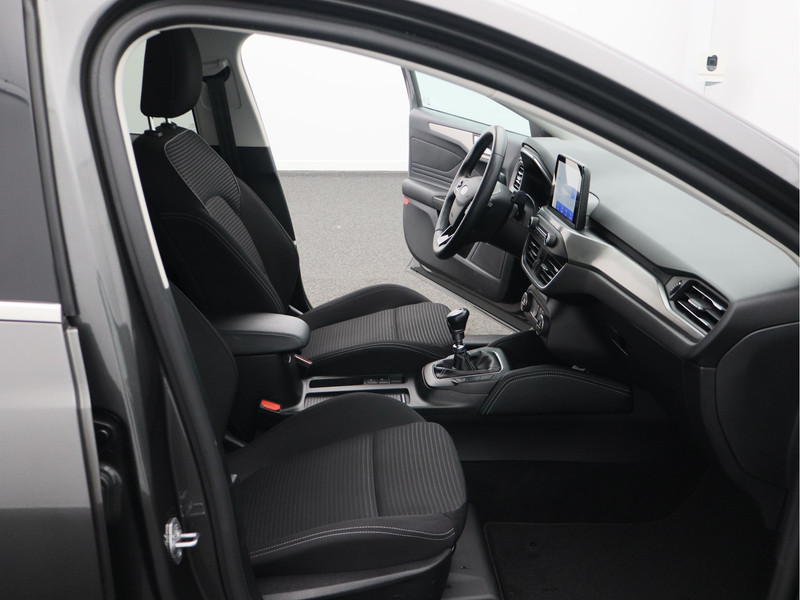 Ford Focus Wagon 1.0 EcoBoost Hybrid Titanium X Business/ zeer mooi!