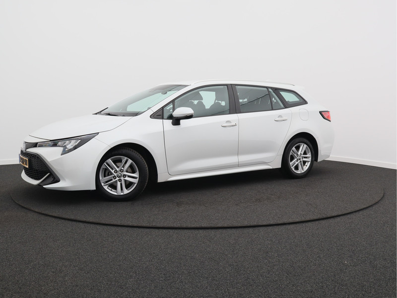 Toyota Corolla Touring Sports 1.8 Hybrid Active/ lage km/ wit metallic! zeer mooi!