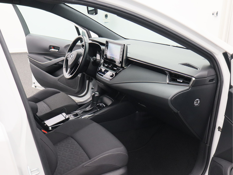 Toyota Corolla Touring Sports 1.8 Hybrid Active/ lage km/ wit metallic! zeer mooi!