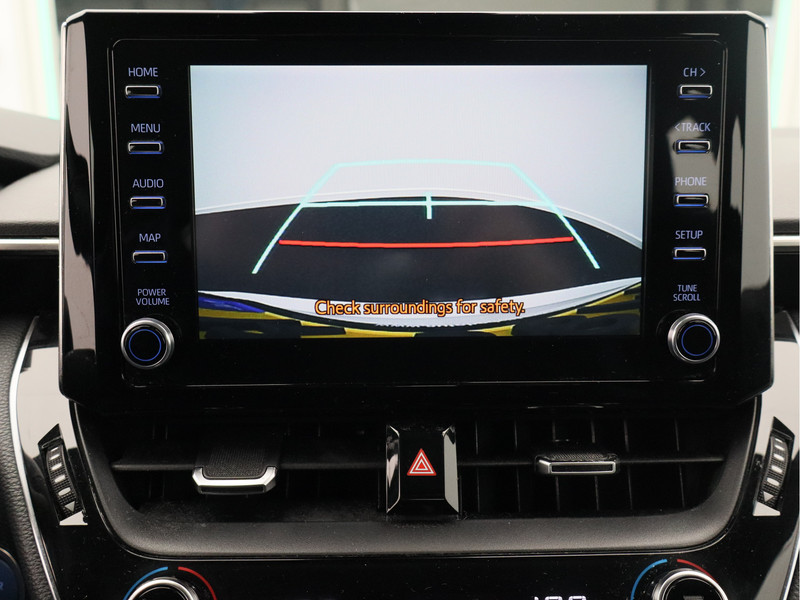 Toyota Corolla Touring Sports 1.8 Hybrid Active/ lage km/ wit metallic! zeer mooi!