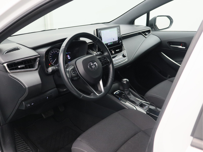 Toyota Corolla Touring Sports 1.8 Hybrid Active/ lage km/ wit metallic! zeer mooi!
