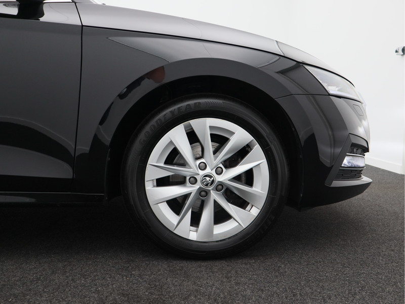 Škoda Octavia Combi 1.0 e-TSI Business Edition Plus/ automaat!/ camera!