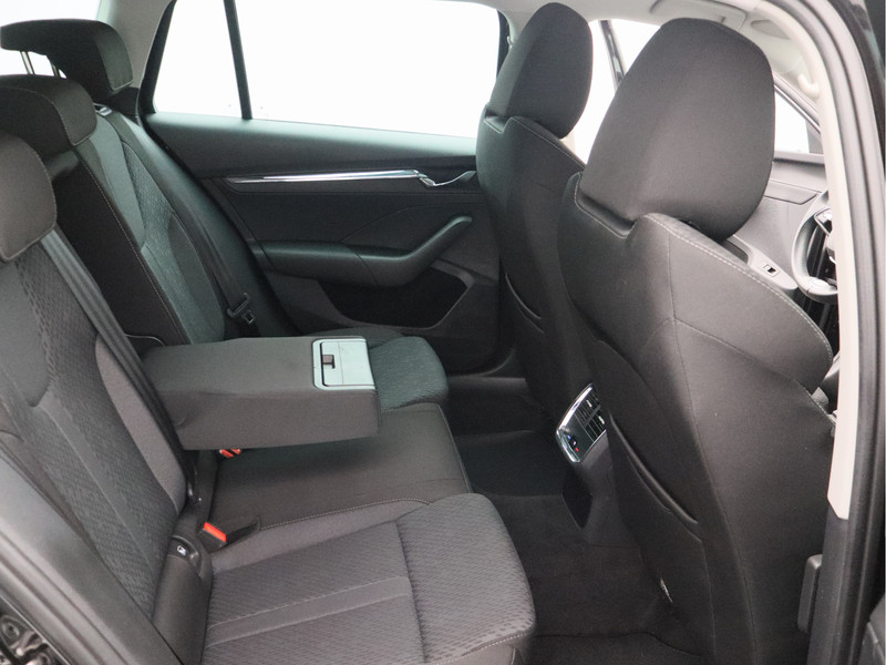 Škoda Octavia Combi 1.0 e-TSI Business Edition Plus/ automaat!/ camera!