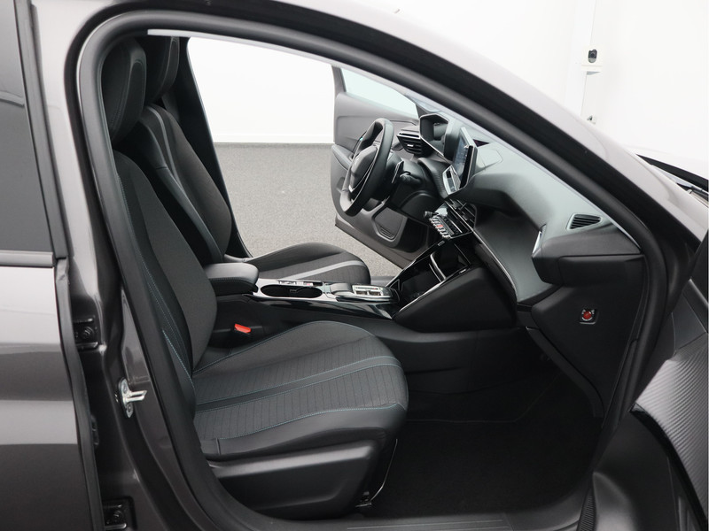 Peugeot 208 1.2 PureTech Allure Pack/ automaat/ lage km!