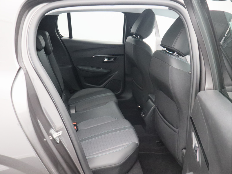 Peugeot 208 1.2 PureTech Allure Pack/ automaat/ lage km!