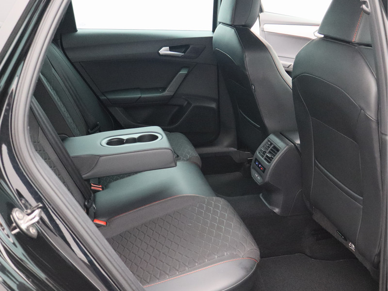 SEAT Leon Sportstourer 1.5 eTSI FR Business Intense/ compleet!