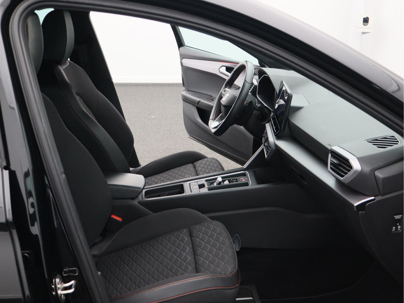 SEAT Leon Sportstourer 1.5 eTSI FR Business Intense/ compleet!