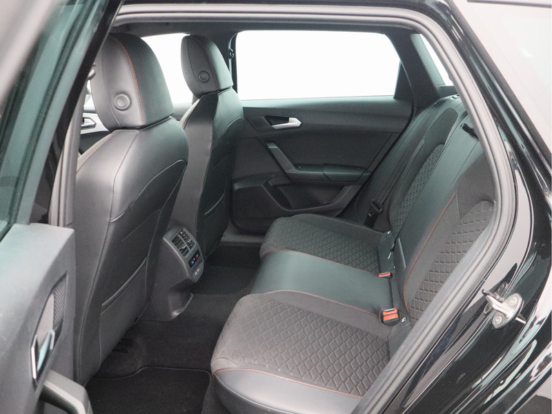 SEAT Leon Sportstourer 1.5 eTSI FR Business Intense/ compleet!