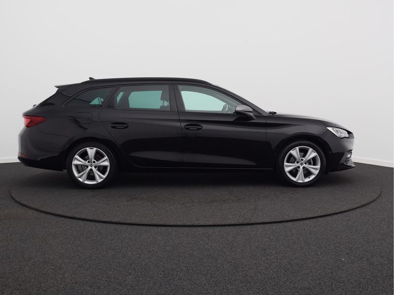 SEAT Leon Sportstourer 1.5 eTSI FR Business Intense/ compleet!