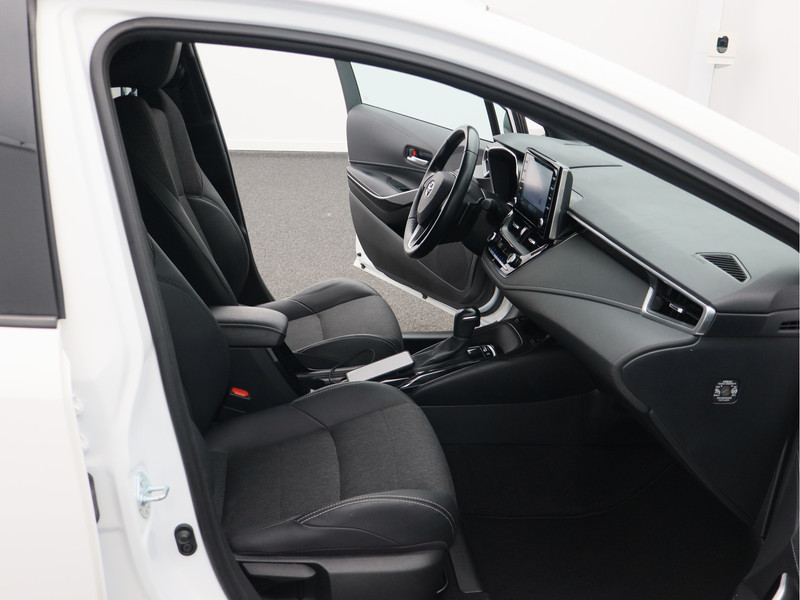 Toyota Corolla Touring Sports 2.0 Hybrid Business Plus/ compleet!