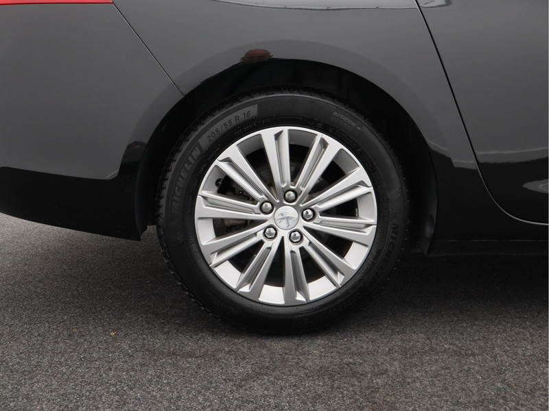 Peugeot 308 SW 1.2 PureTech Blue Lease Premium/ lage km/ zeer mooi!