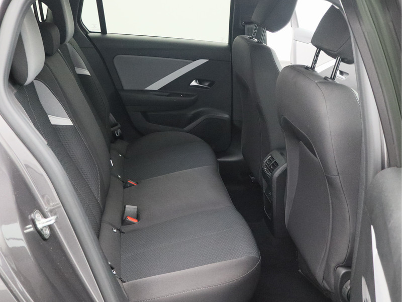 Opel Astra Sports Tourer 1.2 Business Edition/ lage km/ automaat!