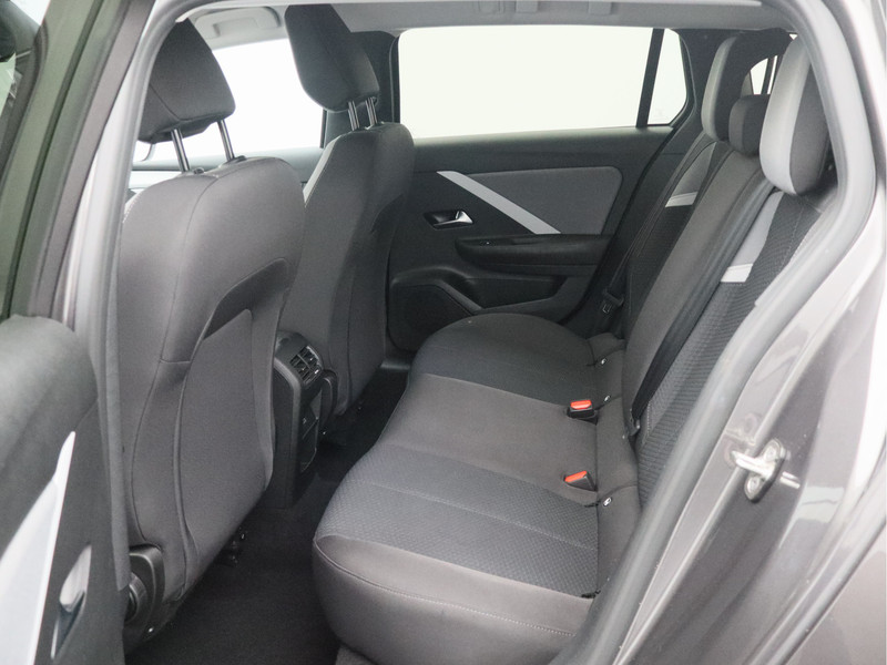 Opel Astra Sports Tourer 1.2 Business Edition/ lage km/ automaat!