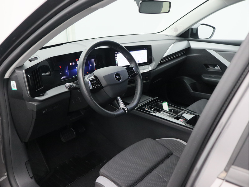 Opel Astra Sports Tourer 1.2 Business Edition/ lage km/ automaat!